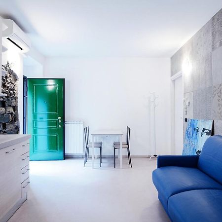 Blue Loft - The House Of Travelers Apartment โกโม ภายนอก รูปภาพ