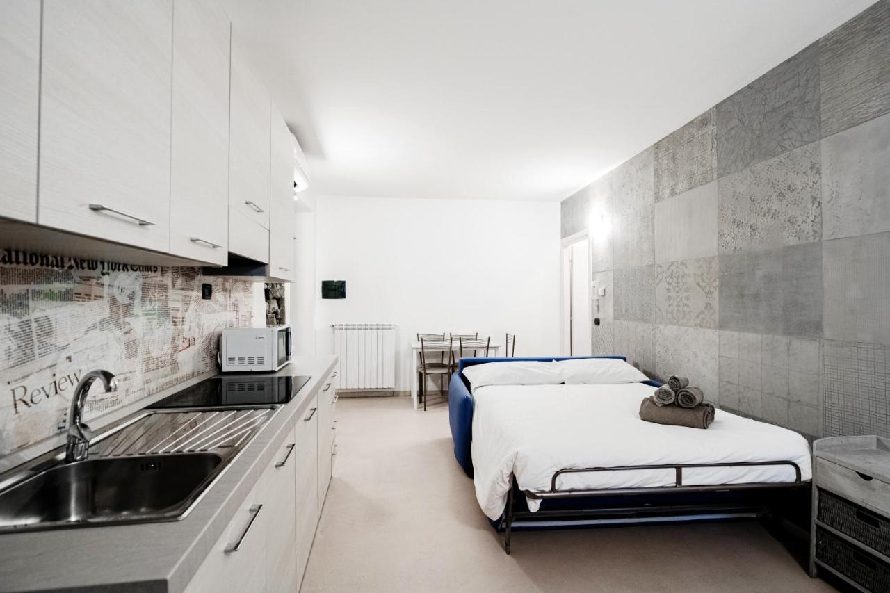 Blue Loft - The House Of Travelers Apartment โกโม ภายนอก รูปภาพ