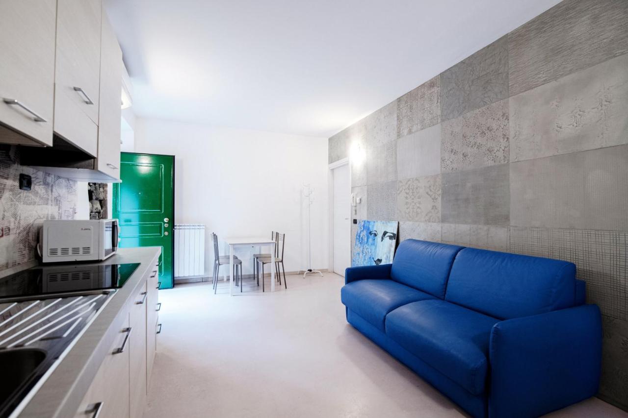 Blue Loft - The House Of Travelers Apartment โกโม ภายนอก รูปภาพ